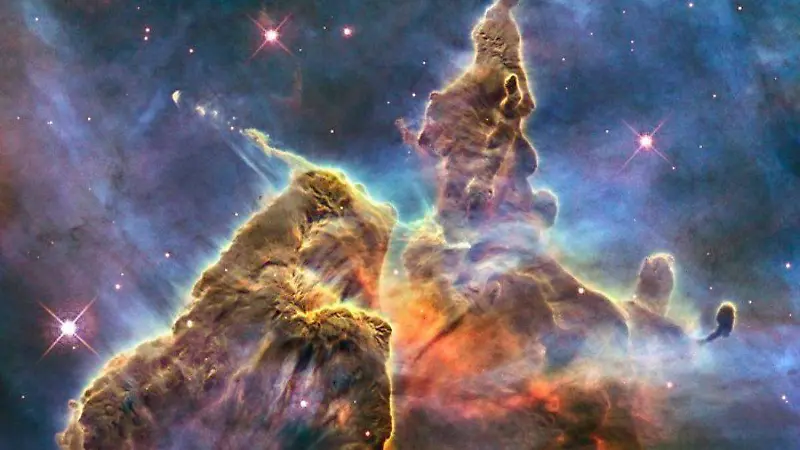 Hubble 4